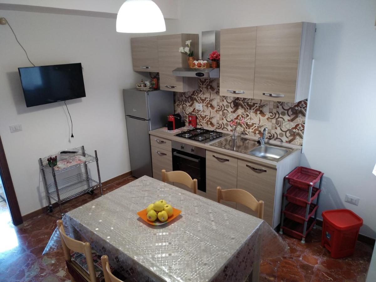 Апартаменты Casa Donna Franca Кастильоне-ди-Сицилия Экстерьер фото
